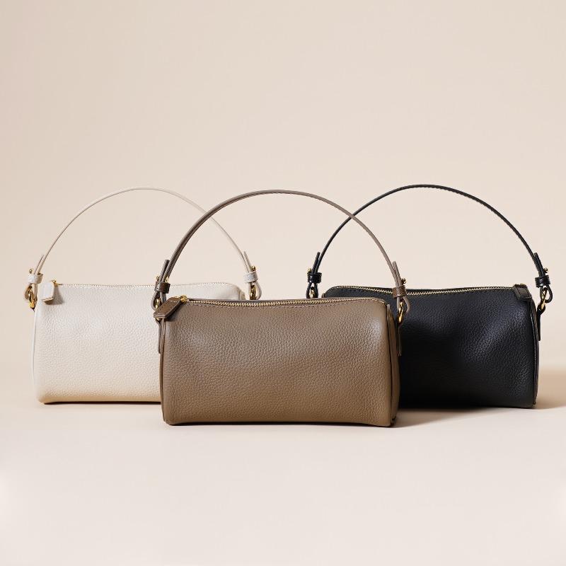 The first layer of cowhide leather women's bag has simple texture, underarm bag women's new popular versatile portable oblique span bag