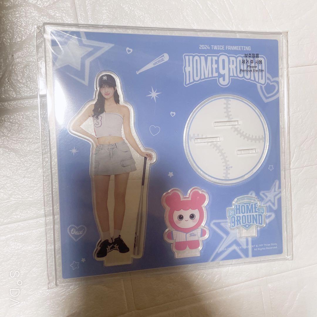 

[USED] Twice Home 9Round Acrylic Stand Momo