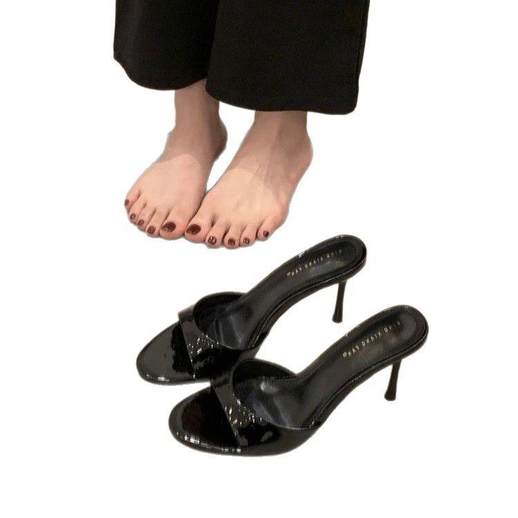 2025 estate nuova moda con ciabatte sandali stiletto temperamento con scarpe da capospalla da donna