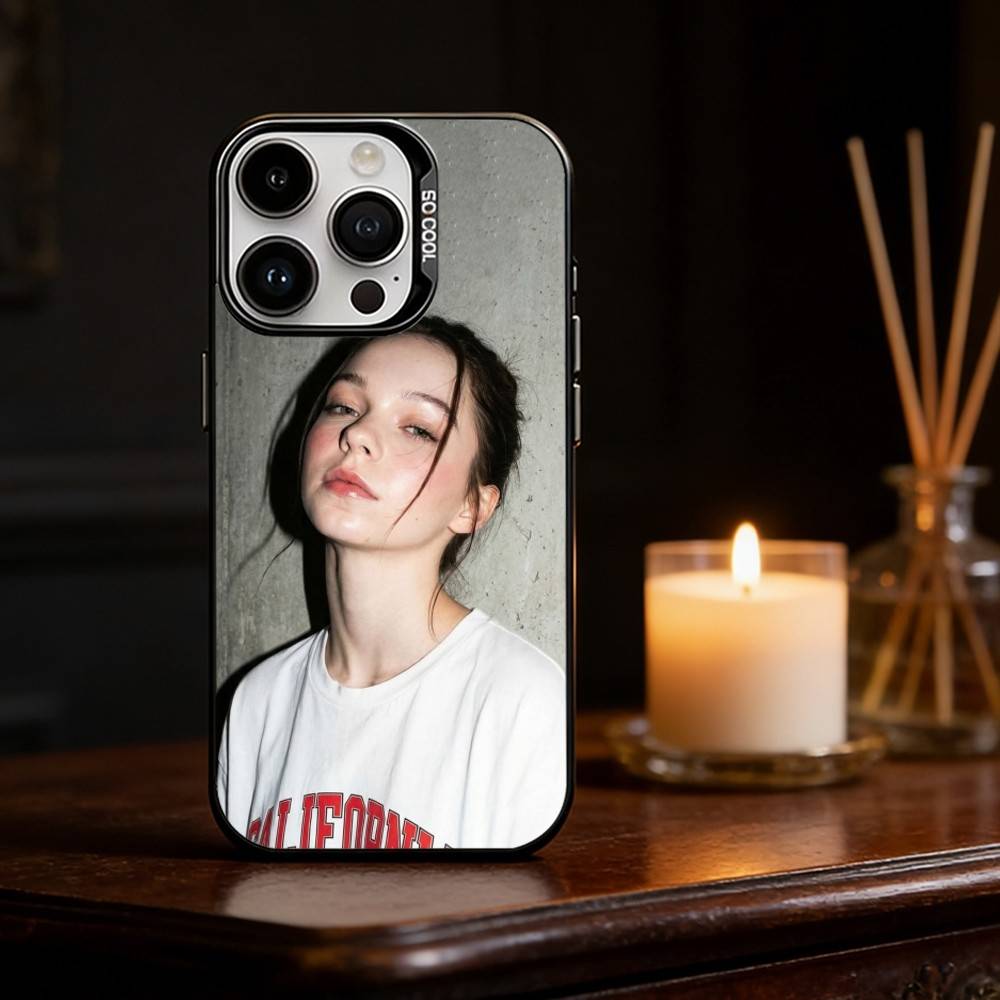 Lovely E-Emma Actor M-Myers Phone Case For iPhone 17 16 15 14 13 12 11 Pro Max Plus Silver Matte Black Cover