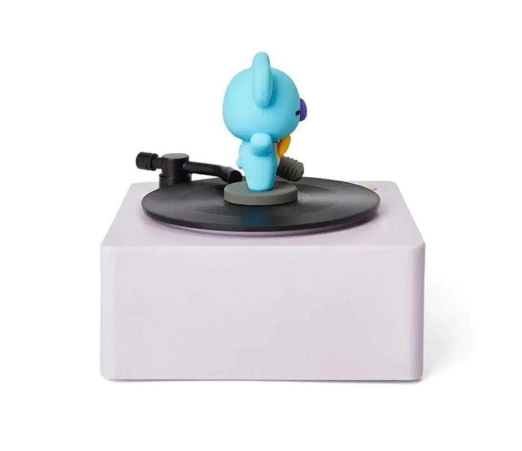 BTS BT21 Turntable Bluetooth Speaker Koya New Product
