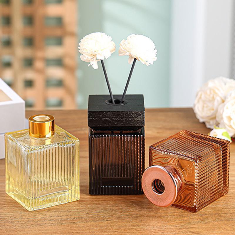 Fireless Aromatherapy Square Glass Diffuser Bottle for Home or Hotel - Perfume Essential Oil with Rattan Volatilization