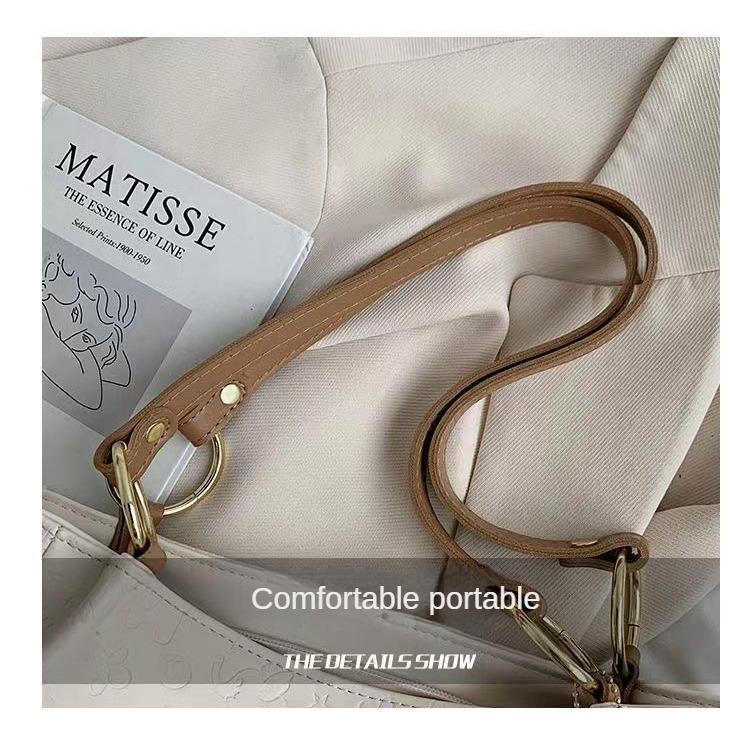 Women's Handbags with Large Capacity Package Single Shoulder Large Package Niche Design Class Commuter Bag Tote Bag