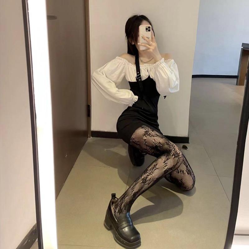 Sexy Hollowed Lace Mesh Stockings Bottomed Pantyhose Classic Lolita Fishnet  Women Netting Gothic Punk Retro Spider Web Tights