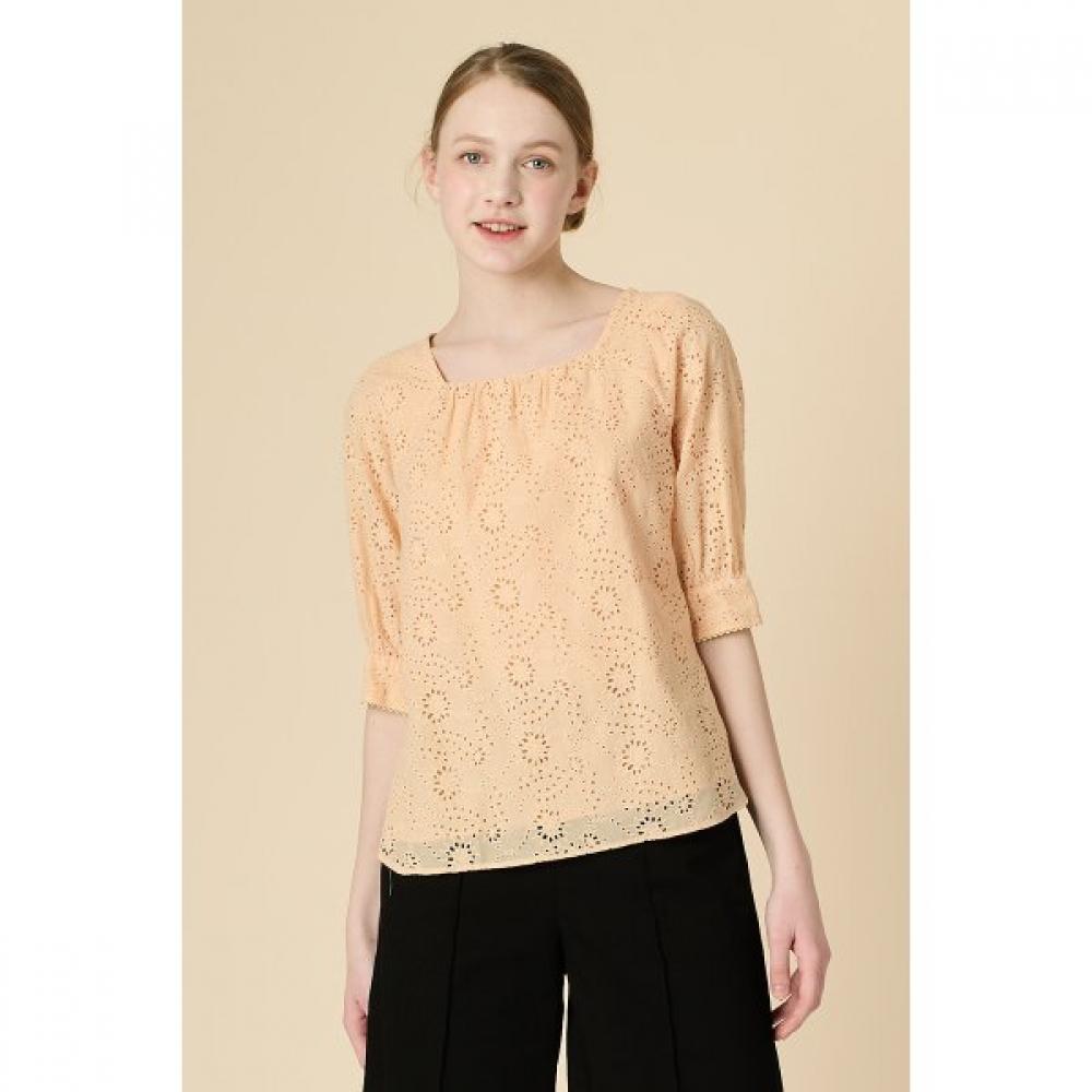 BCBG Raglan Embroidered Blouse B3m4b428