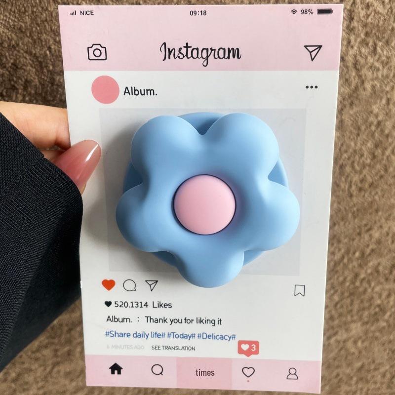 Korean-Style 3D Flower Magnetic Airbag Bracket Magsafe Sticker