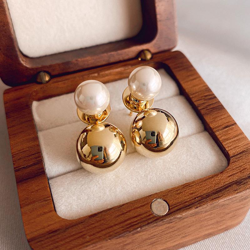 French Pearl Tassel Earrings: Retro, Luxurious, High-End Statement Pieces for Women – Perfect for Autumn and Winter