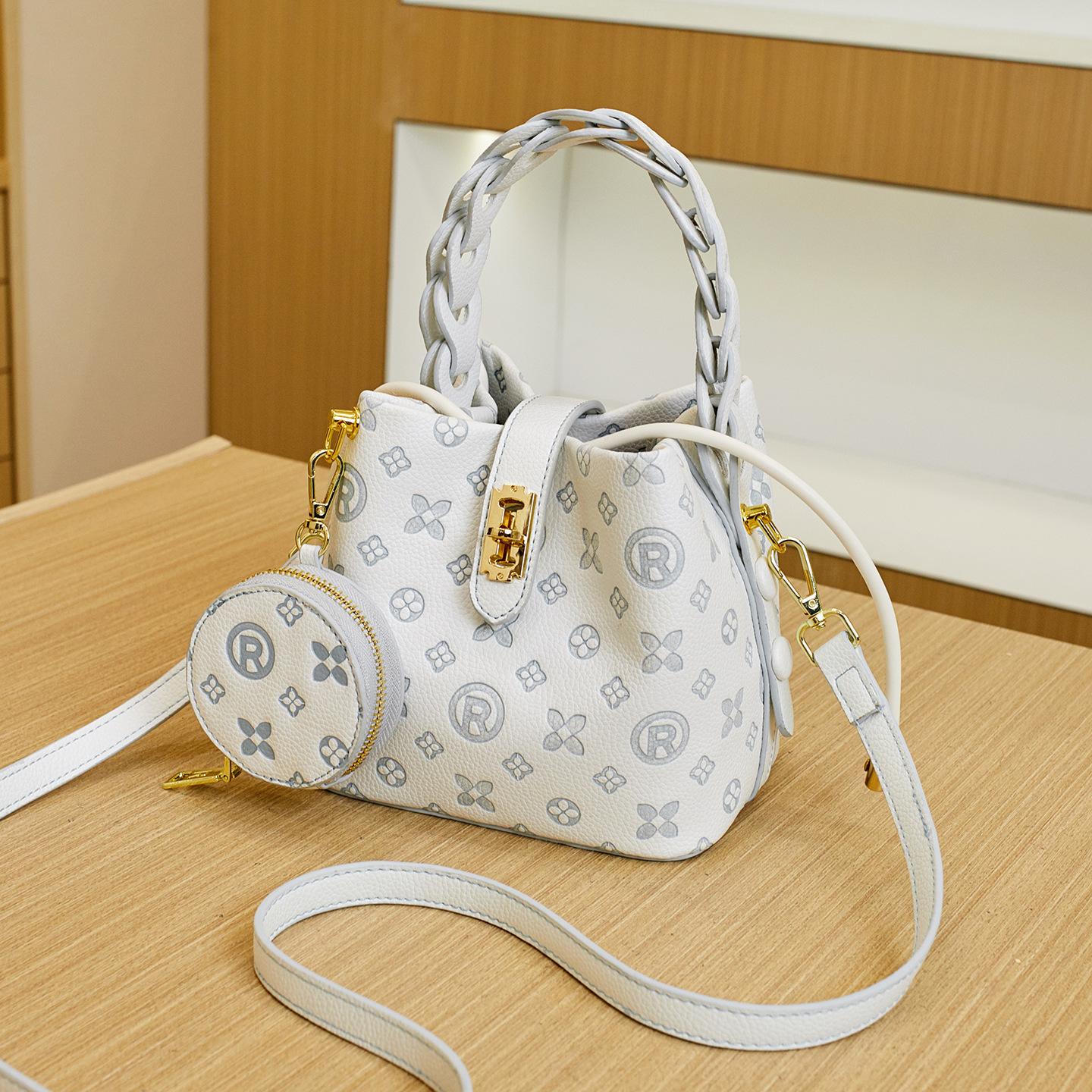 

New Vegetable Basket Bag, New Embroidered Water Bucket Tote Bag, Crossbody Light Luxury, Light Luxury Style Women s Handbag
