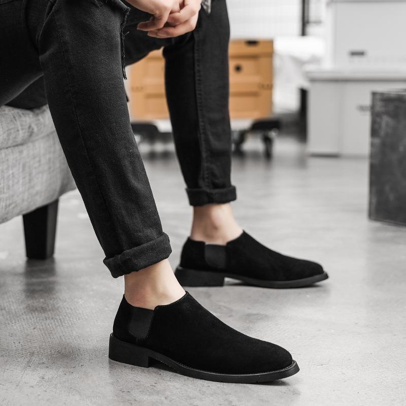 New Men Genuine Suede Leather Casual Shoes Pointed Toe Chelsea Shoes Young Man Street Cool Slip-on Loafer