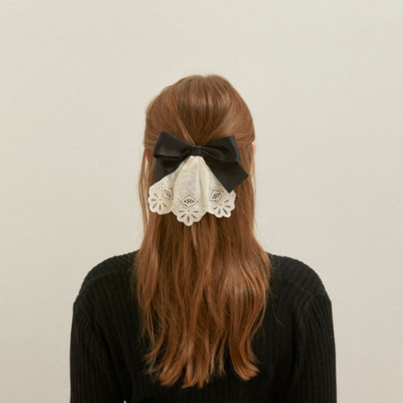 

Favorite Noun Darjeeling_Black Black