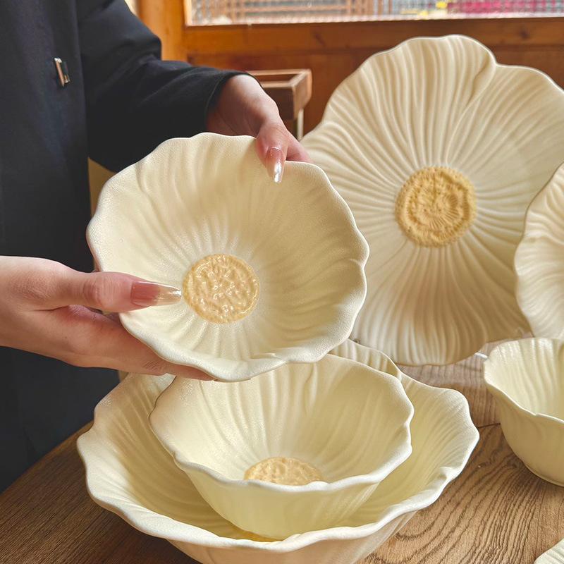 Creative Pink Floral Ceramic Bowls and Plates Floral Coffee Cups Afternoon Tea Tableware Cartoon Dining Plates Kitchen Utensils