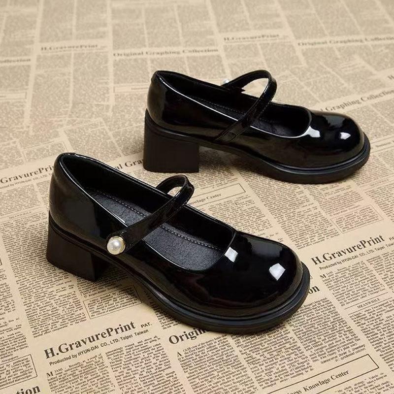 

French thick heel Mary Jane small leather shoes spring and autumn jk loafers women s 2025 new high heel thick sole shallow mouth single shoes 35