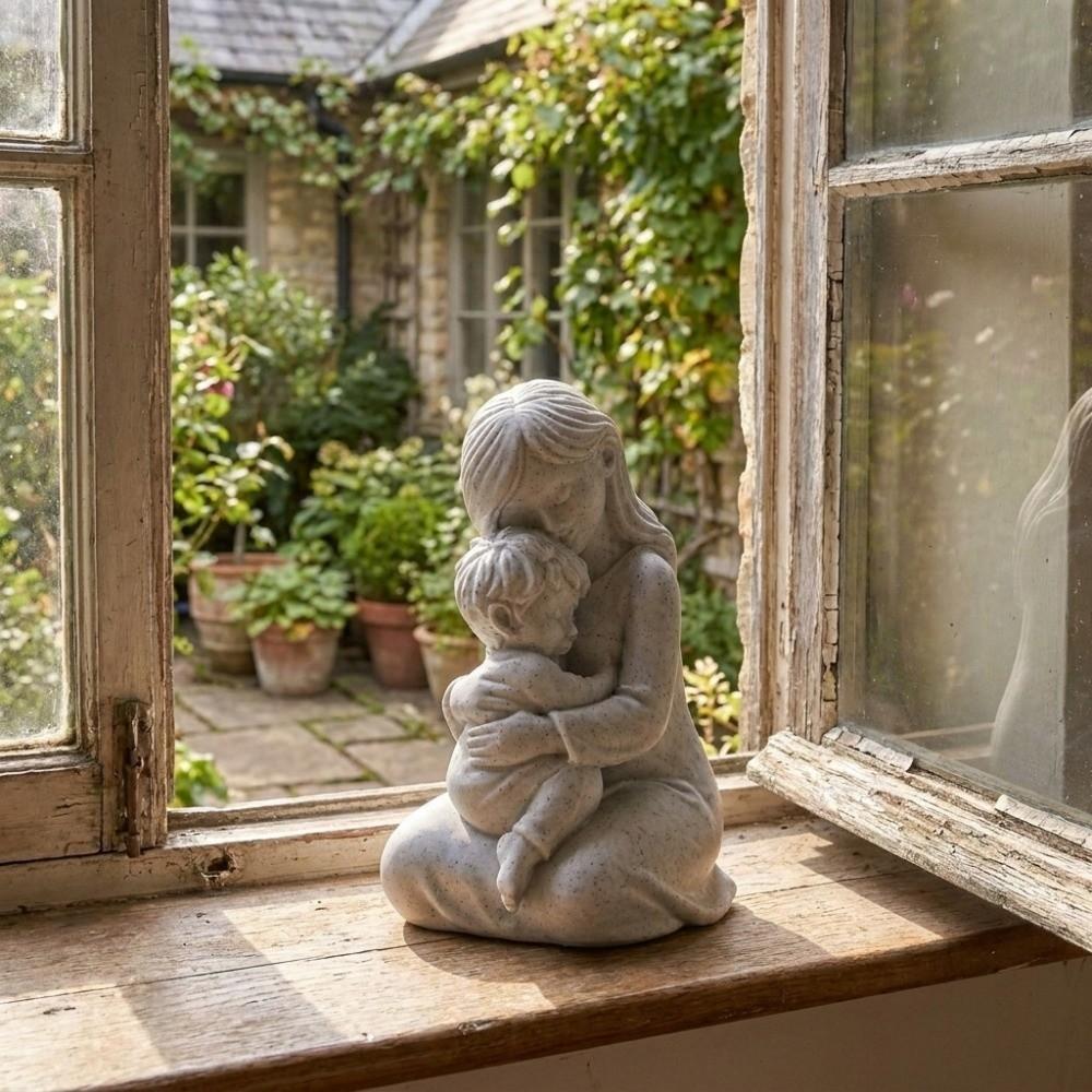 3D Printed Embracing Sculpture Minimalist Hug Art Figurine Mother and Child Sculpture Bedroom