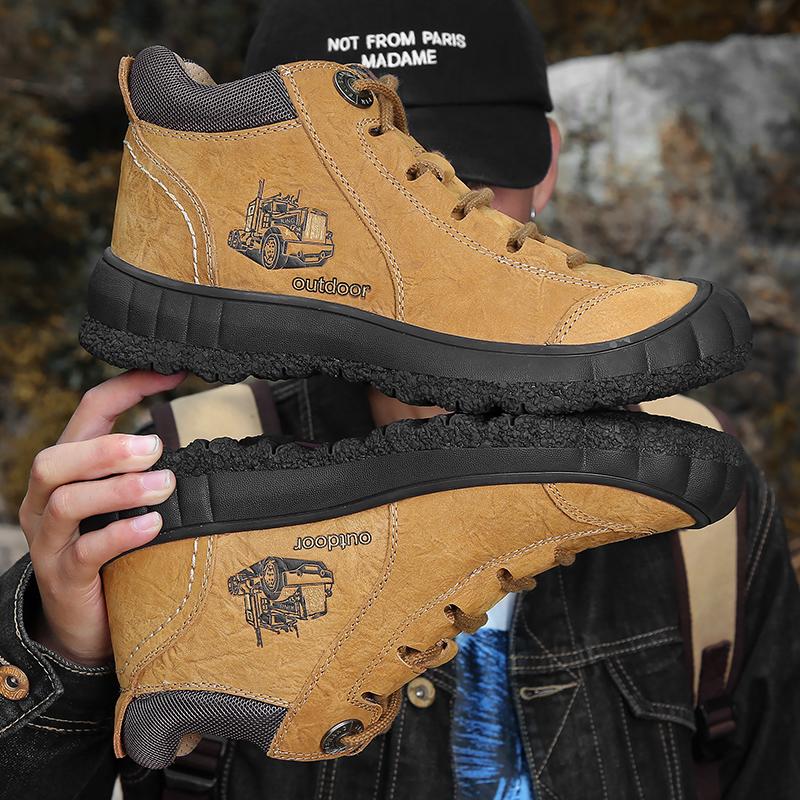 Winter Men Shoes Warm Plush Handmade Sewing Non-Slip Outdoor Men's Boots Fashion Men Ankle Hiking Shoes High Quality Sneakers