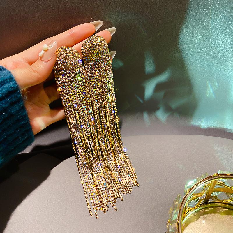 2022 New Fashion Long Tassel Rhinestone Drop Earrings for Women Ovsize Crystal Dangle Earrings Fashion Jewelry золотой