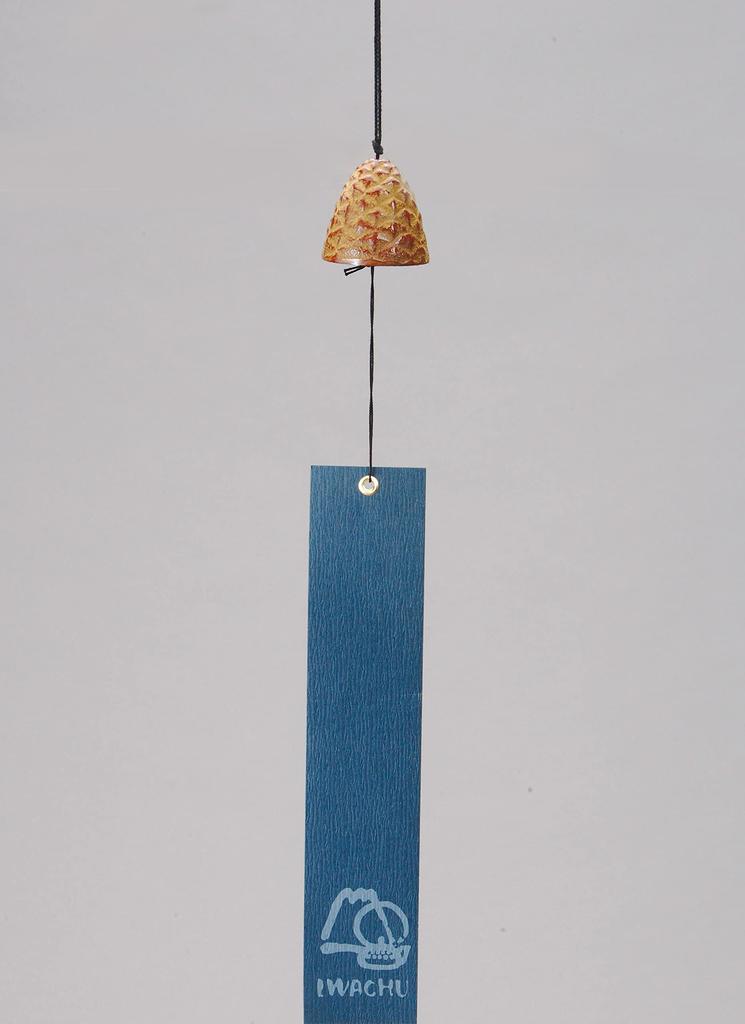Iwachu Wind Chime Pine Brown Body Size 27021 Design Accessory Nambu Tekki (cm)4×(H)4.5