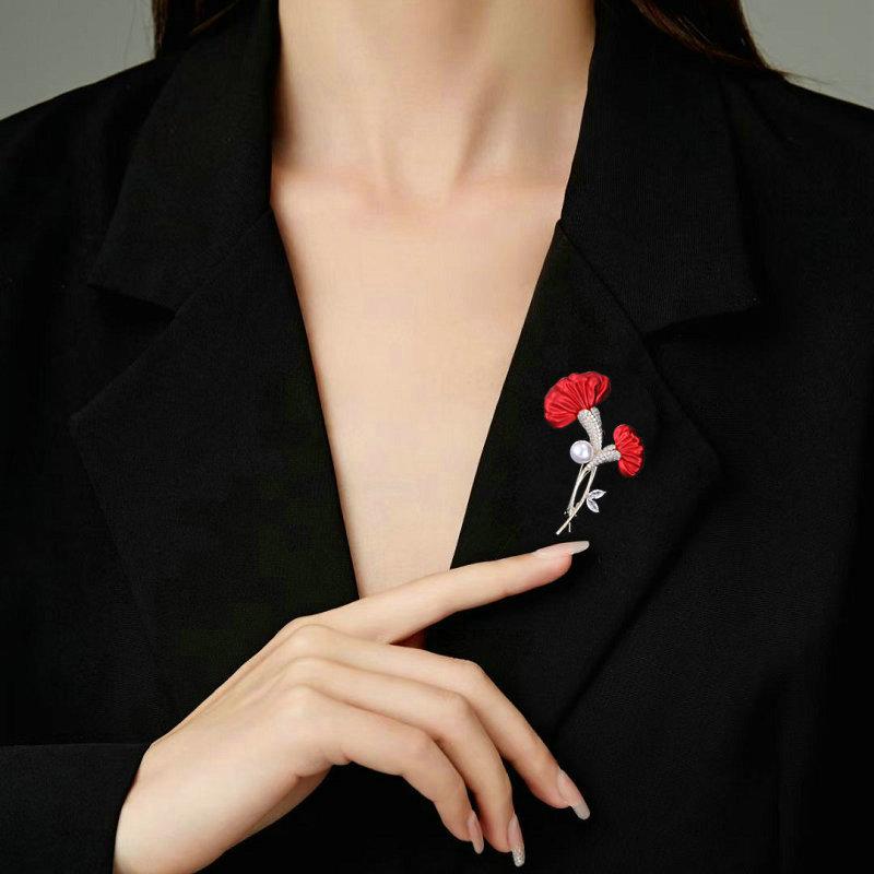 Red Flower Brooch Fashion Light Luxury High-end Flower Pin Niche New Product Personalized Brooch Accessories