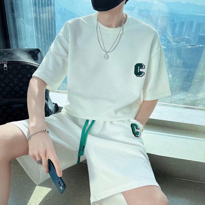 Conjunto Esportivo Moderno Masculino: Conjunto Casual de Duas Peças: Camiseta de Manga Curta e Shorts de Verão