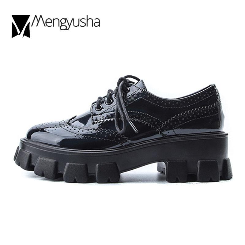 Creepers Japanned Leather Carved Patterns Brogue Shoes Women Loafers Platform Shoes Multicolor Shiny Lace Up Oxfords Woman Flats