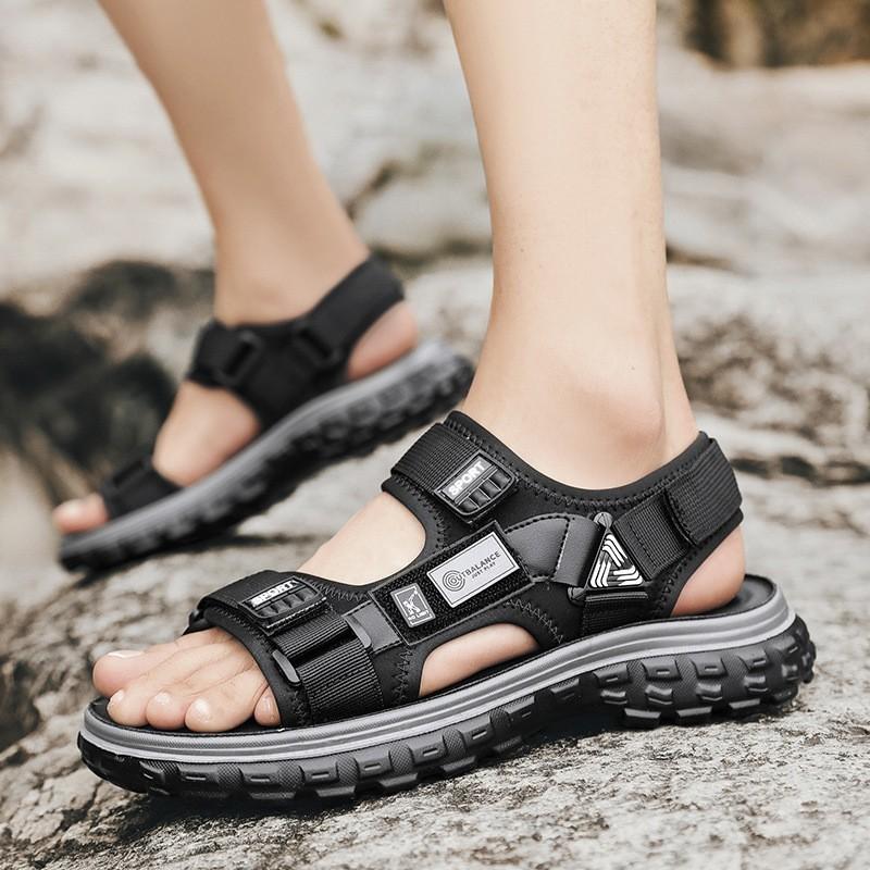 2024 summer men's wear breathable Vietnamese sandals men's trendy light casual sports men's shoes without stinky feet