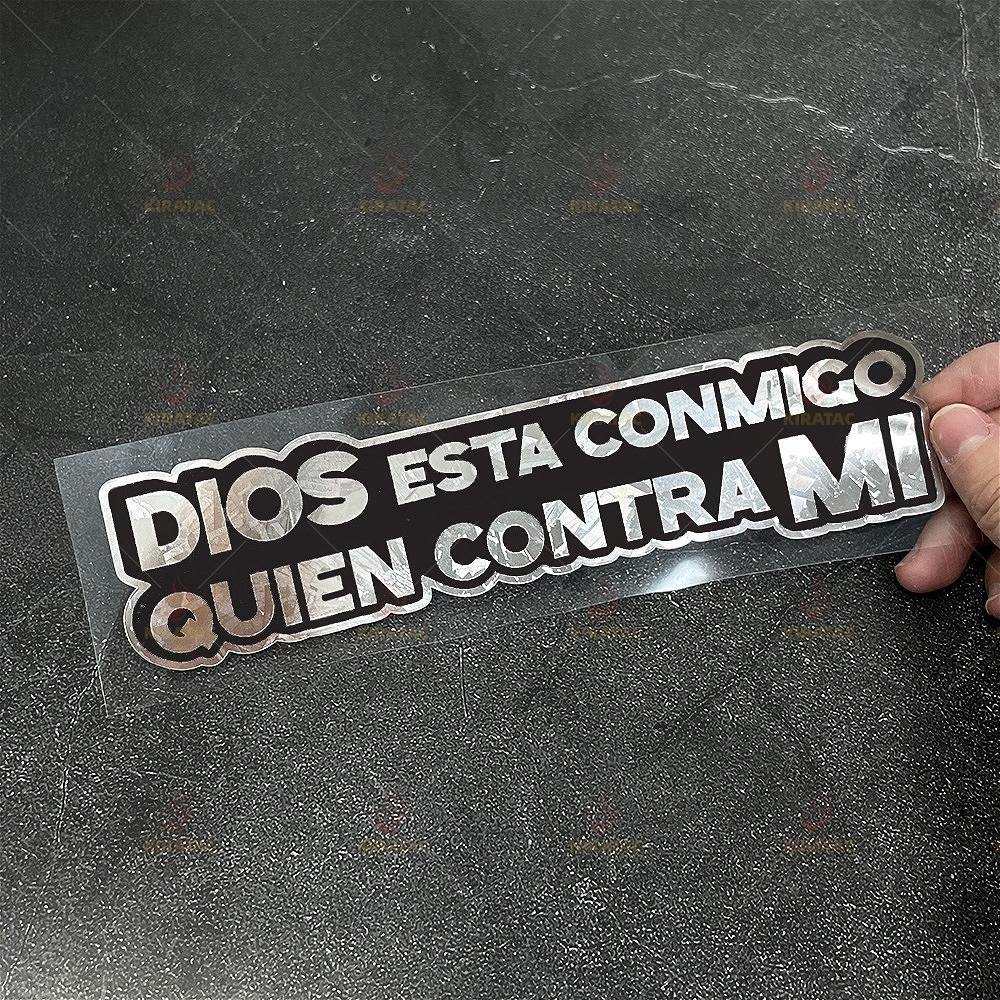 

1pc DIOS ESTA CONMIGO QUIEN CONTRA MI Car Sticker for Window Trunk Motocycle Fairing Windshield Scooter Universal Vinyl Decal 4.5x18CM