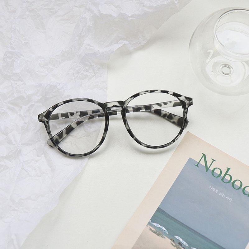 Fashionable Minimalist Retro Korean Version Ultra Light Student No Makeup Black Big Round Frame Glasses Female