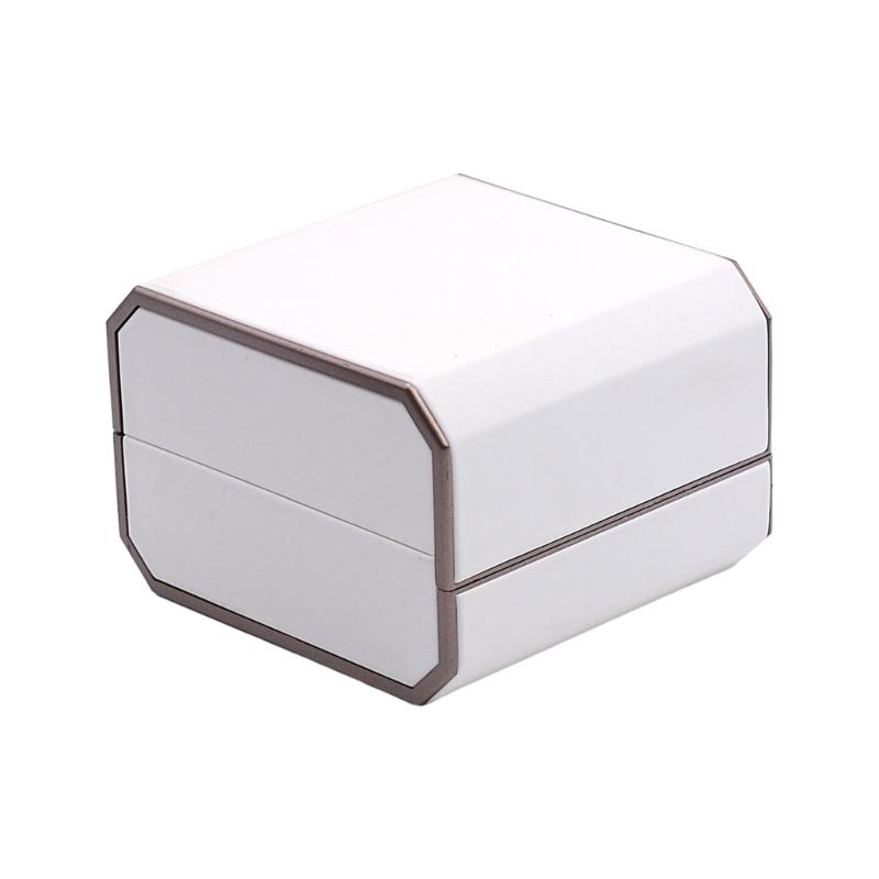 Mini Jewelry Organizer Durable Storage Box for Women Travel Display Holder Portable Necklace Travel Organizer for Women