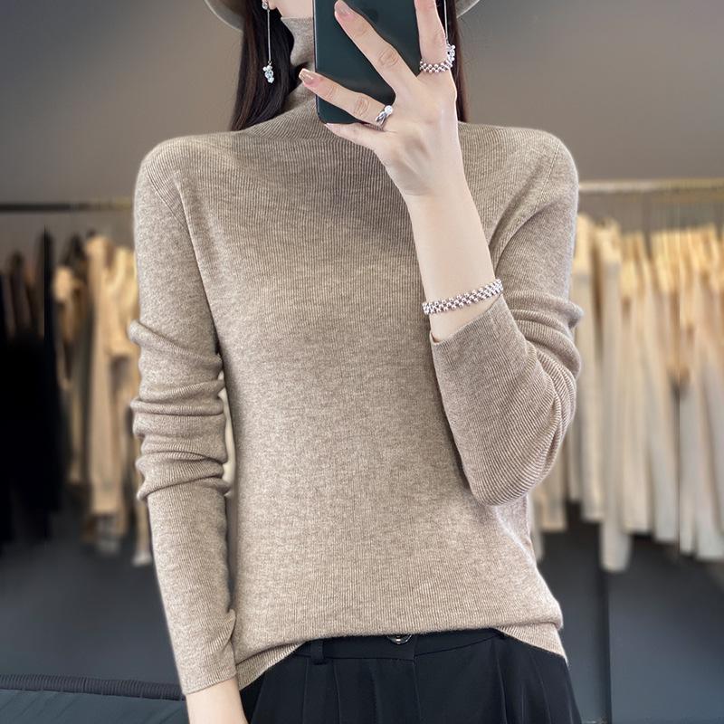 Women's Seamless Ribbed High-Neck Wool Base Layer: Long-Sleeve, Thin, Versatile Knit Top for Spring