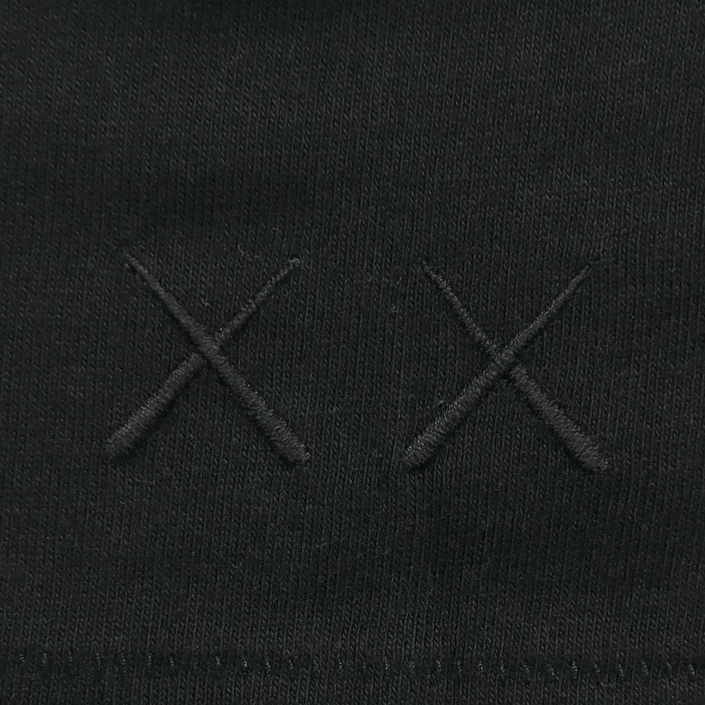 Uniqlo X Kaws Pocket Print Short Sleeve T-Shirt Unisex T-Shirts Black UQ422024001