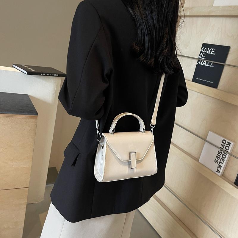 Fashion Small Hand Bag Women's New Oblique Span Commuter Small Square Bag