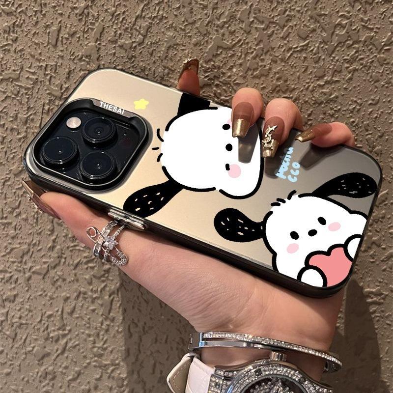 Trendy brand cartoon Pacha dog is suitable for Apple 15promax mobile phone case 14/13/12 new model