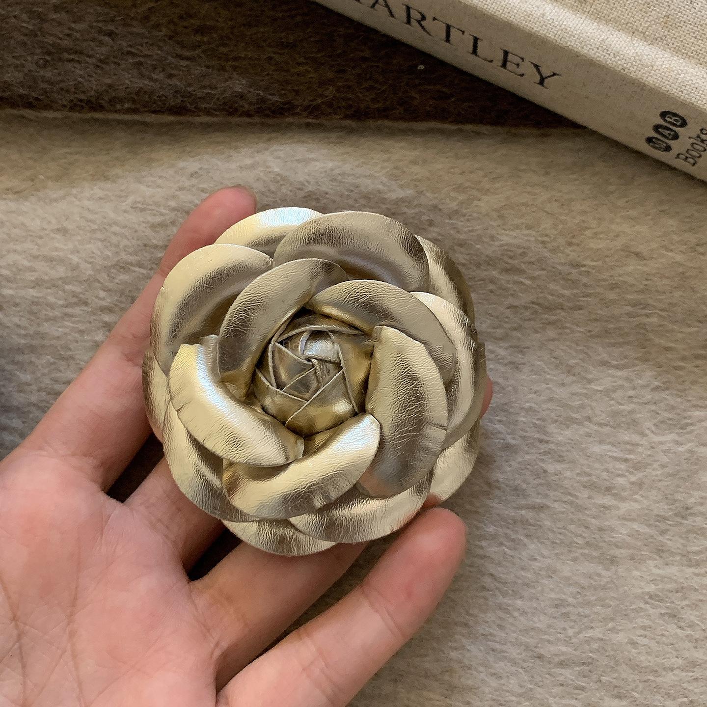 Осенне-зимняя брошь-булавка с кожаным флокированным цветком женская модная простая и универсальная темпераментная одежда аксессуары