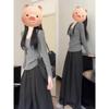 Korean Gray V-neck Women's New Great-looking Design Sweater Slim-fitting Top