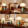 Vintage Keramik-Tischlampe mit plissiertem Glasschirm, Türkis & Gold Akzentlampe für Schlafzimmer, Wohnzimmer & Büro (Türkis-01)