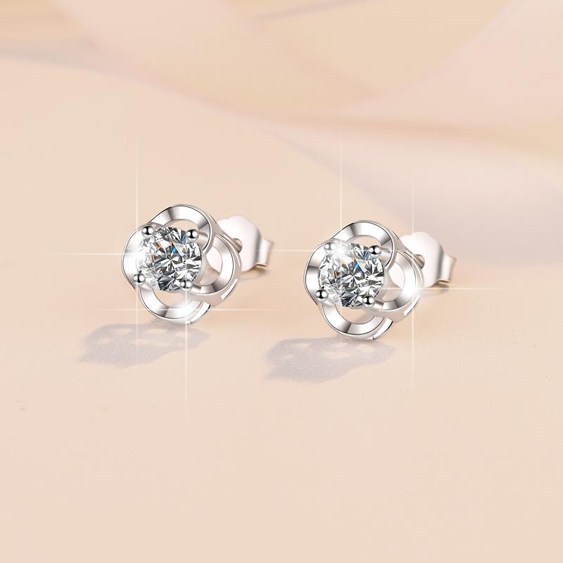 Fine Jewelry Flower Shape With GRA Certified 0.5CT Round Cut VVS1 Moissanite S925 Sterling Silver Studs Earrings of Women Gift