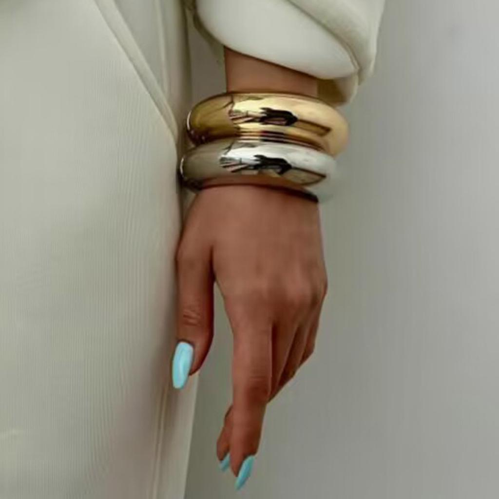 Exaggerated Punk Hip Hop Heavy Metal Spring Bangles Vintage Fashion Gold Copper Color Bangles For Women Bracelets Men Jewelry