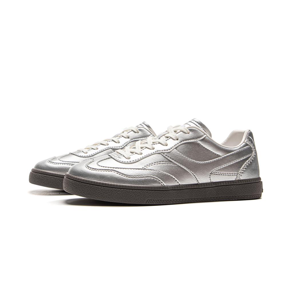 Li Ning Yunchuan Abrasion Resistant, Lightweight, Balanced Low top German Army Trainers Women's Silver AGCV100-4