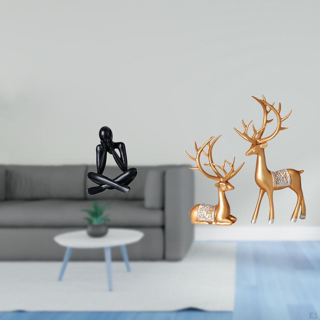 Modern European Reindeer Figure Sculpture Decorative Collectible Ornament for Living Room Bookshelf
