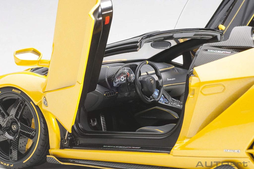 AUTOart 1/18 Lamborghini Centenario Roadster Pearl Yellow Finished Product