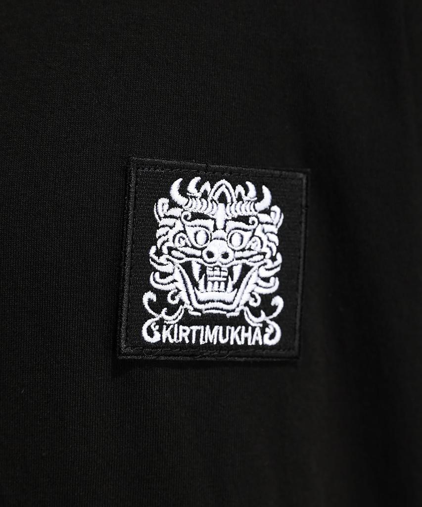 Kileutimuka Square Embroidered Patch Loose Fit Short Sleeve T-Shirt Black