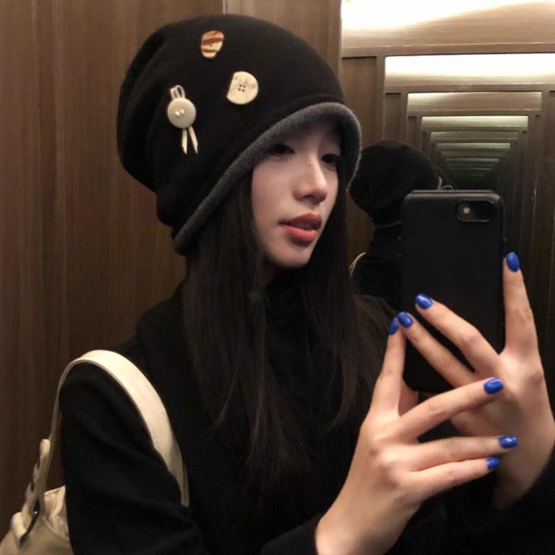 Subculture retro buttons stacked hat female y2k face small knitted wool hat warm ear protector cold hat tide
