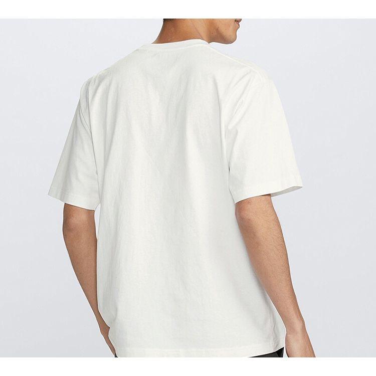 UNIQLO Graffiti Print Straight T-Shirt Unisex tops White 42748400