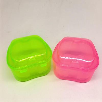 Shaped Denture Case With Drainage Tray Leak Proof Lid Portable For Daily Travel Dental Storage Container