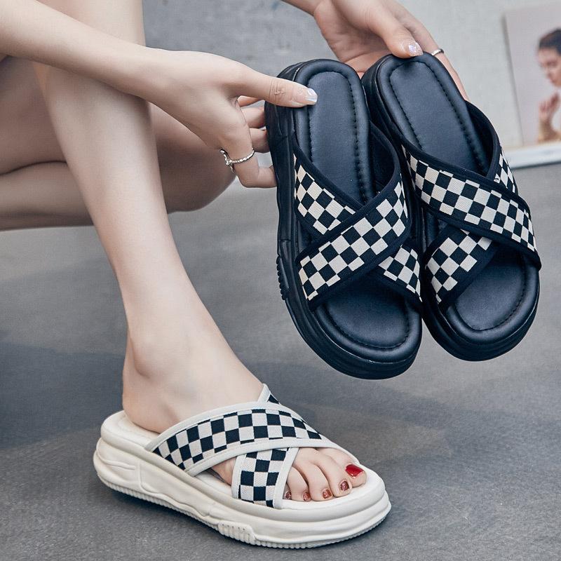 New muffin slippers women's platform sandals women's summer wear beach shoes flat sandals open toes
