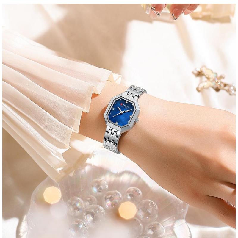 CURREN Luxurious Elegant Women's Watches Classic Rectangular Dial with Rhinestones Stainless Steel Waterproof