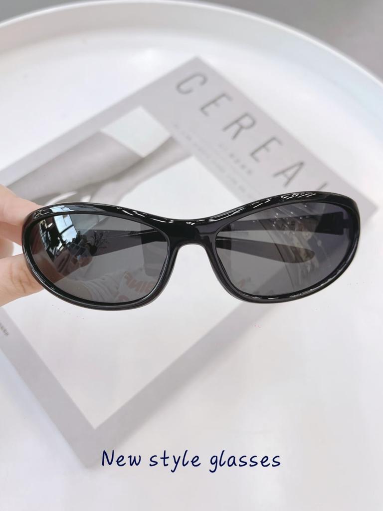 New future technology sunglasses women's European and American fashion cat eye fantasy retro high-end UV-proof cycling glasses