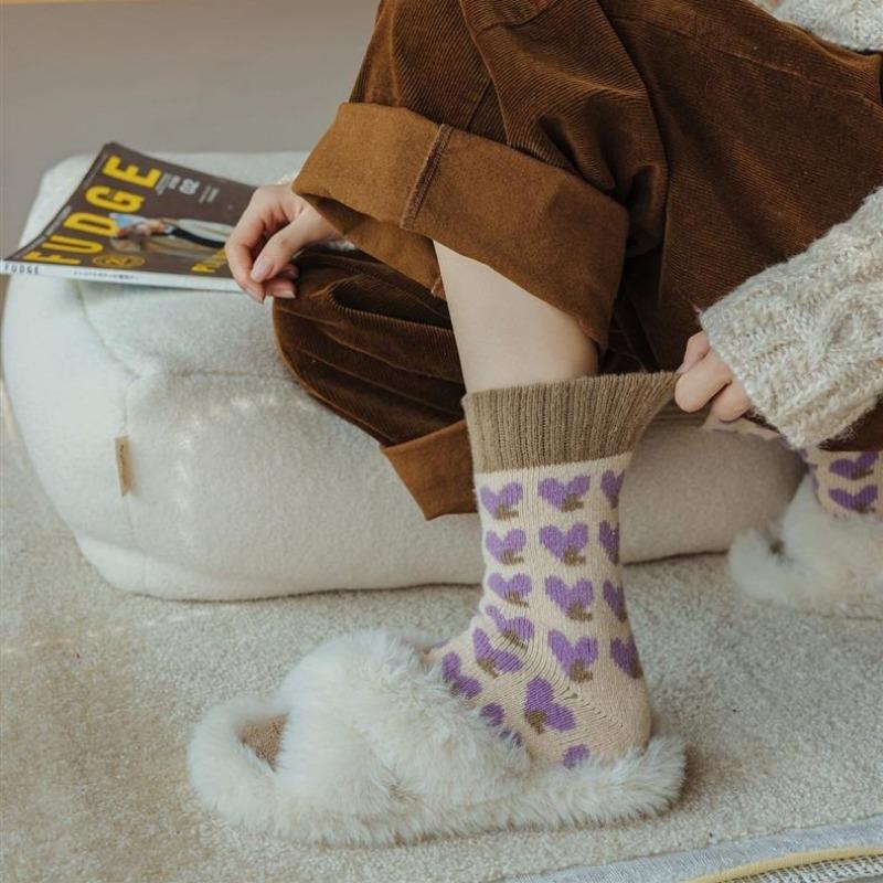 Women Autumn Winter Mid Length Socks Fashionable Versatile Purple Heart-Shaped Soft Warm Comfortable Casual Long Socks
