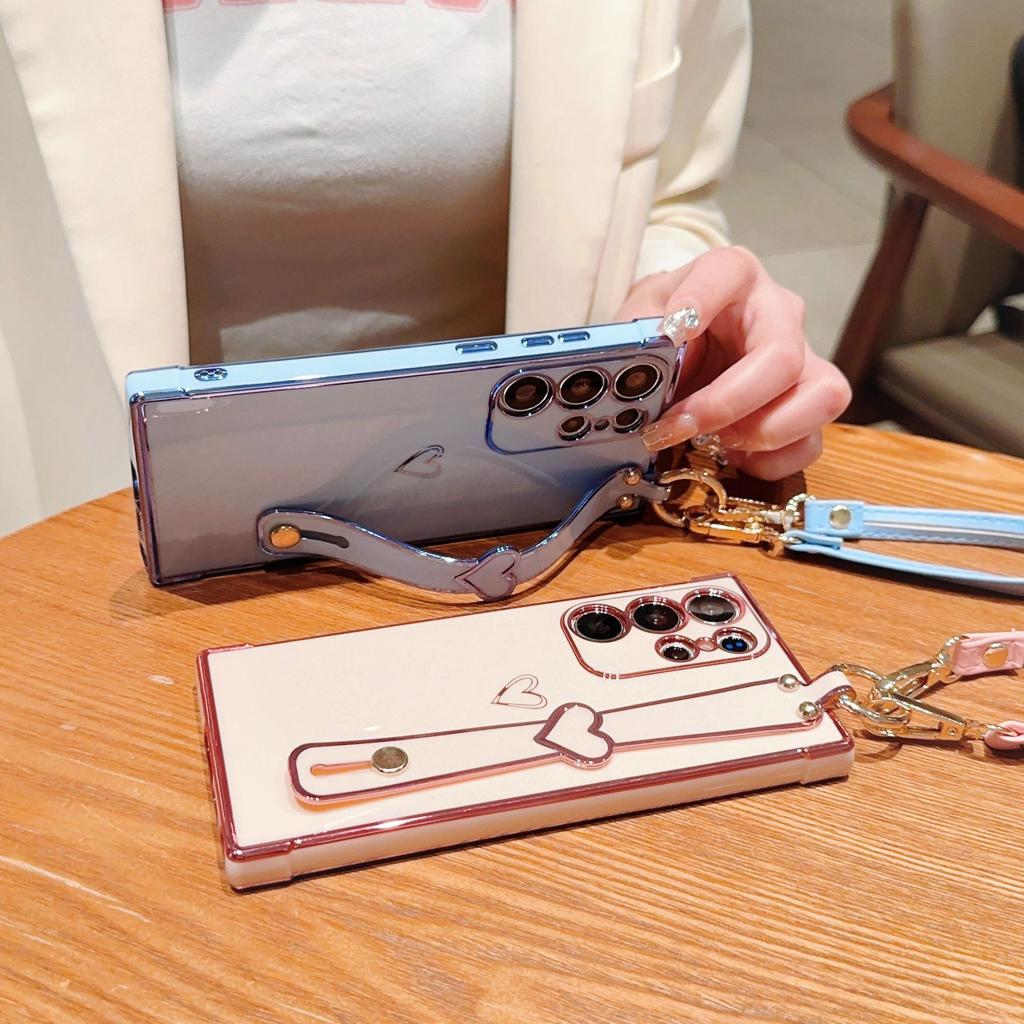 Geeignet für Samsung S25 Ultra Handyhülle S24FE Handschlaufe Halterung Lanyard A56 Galvanisierte Liebes-Schutzhülle