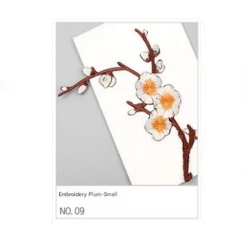 

Hanbok(Korean Traditional Cloth) Embroidery Patch/Wappen. Flower: Plum blossom 1 of 9 colors heat-sealed patch
