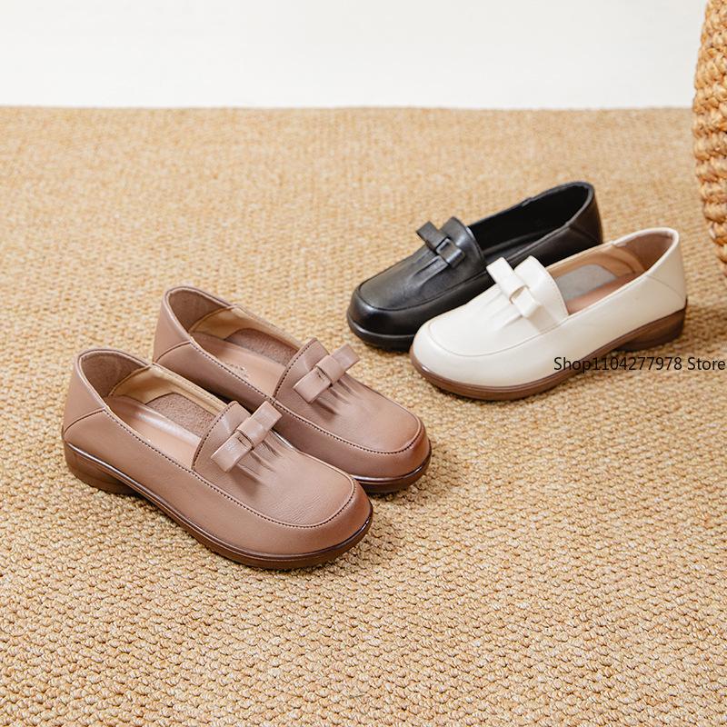 Fashion New Spring Women Shoes Low Top Round Head Loafers Waterproof Soft Leather Shoes Solid Color Versatile Casual Shoes Zapatos Mujer